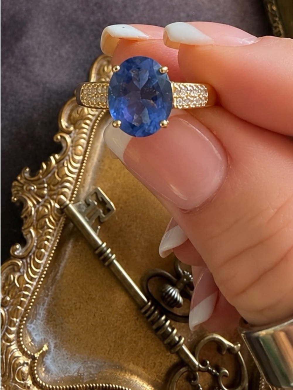 MACY’S • Blue Tanzanite Gold Band Crystal Accents Ring - Picture 9 of 15